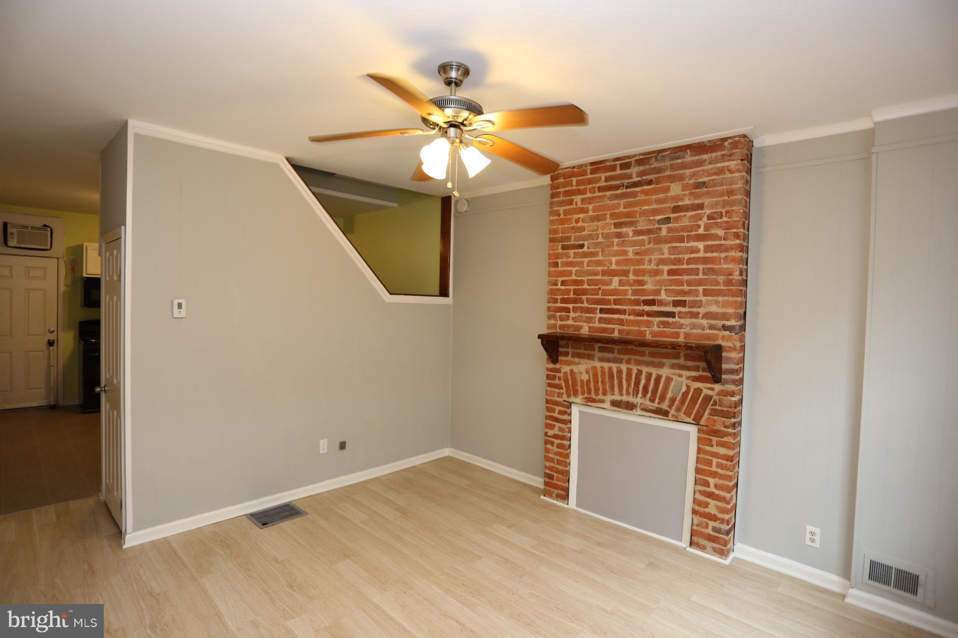 HIGHLANDTOWN - Residential Lease