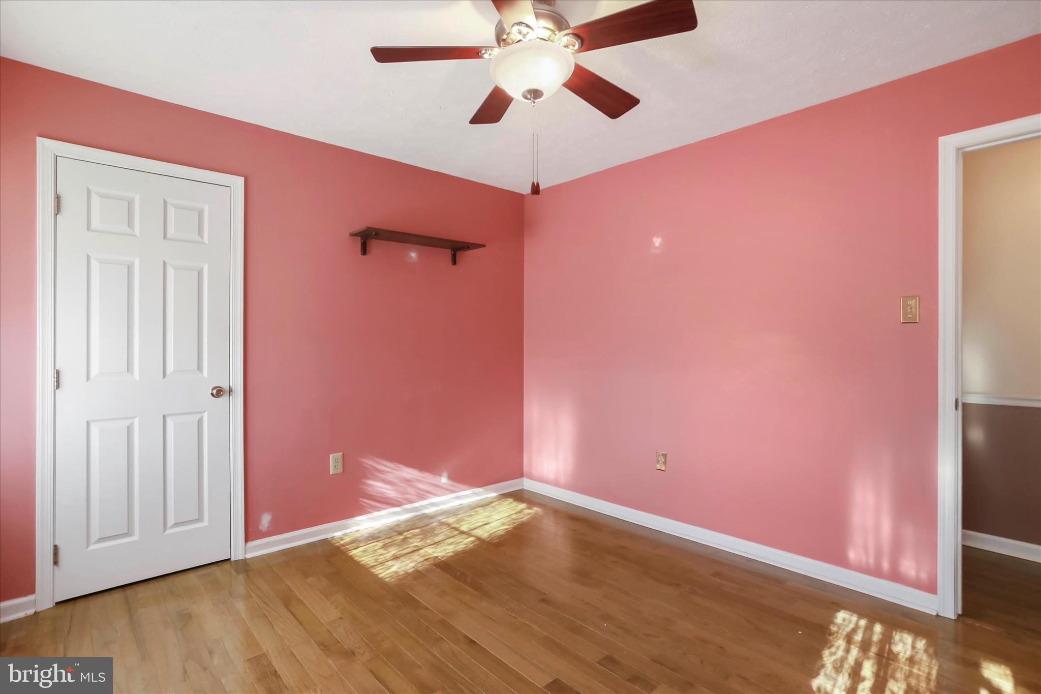 LAUREL RIDGE - Residential