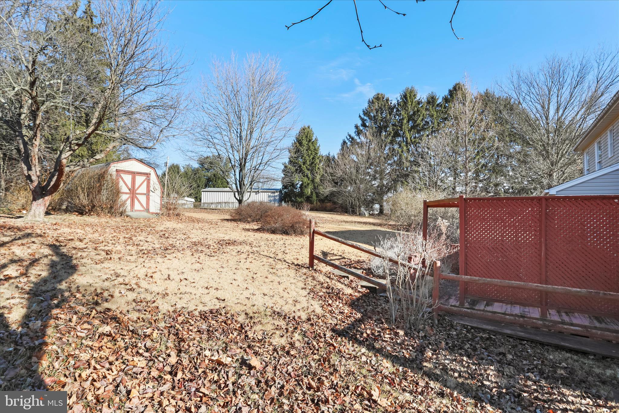 LAUREL RIDGE - Residential