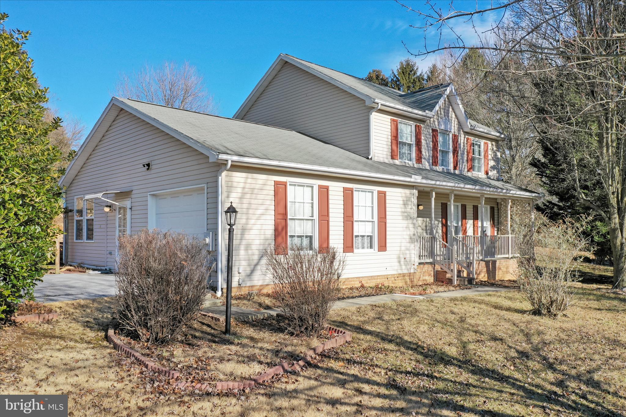 LAUREL RIDGE - Residential