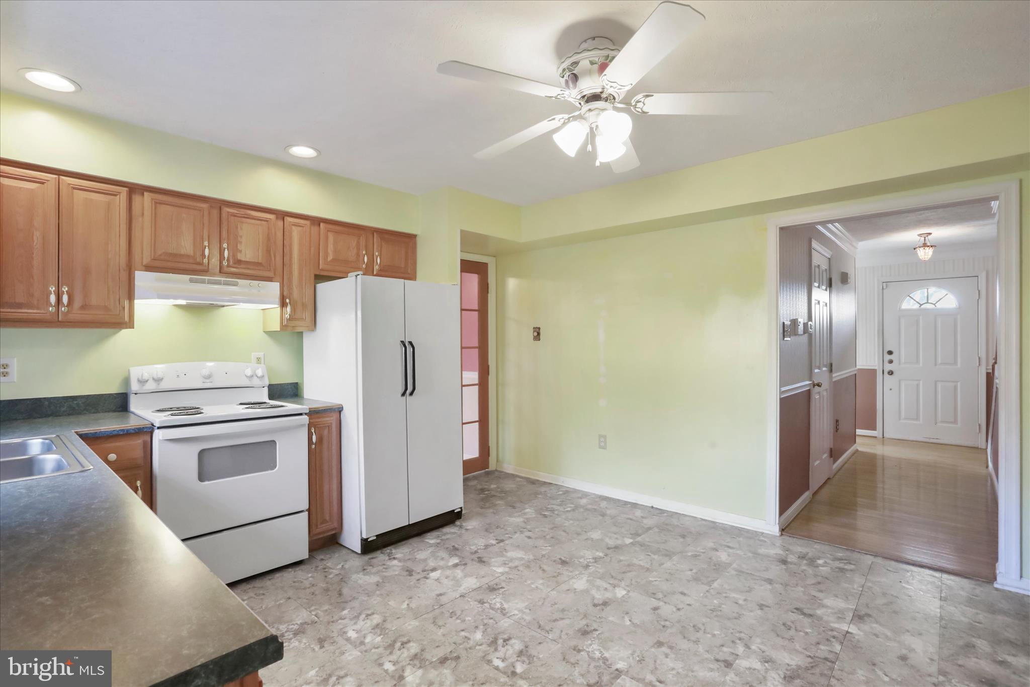 LAUREL RIDGE - Residential