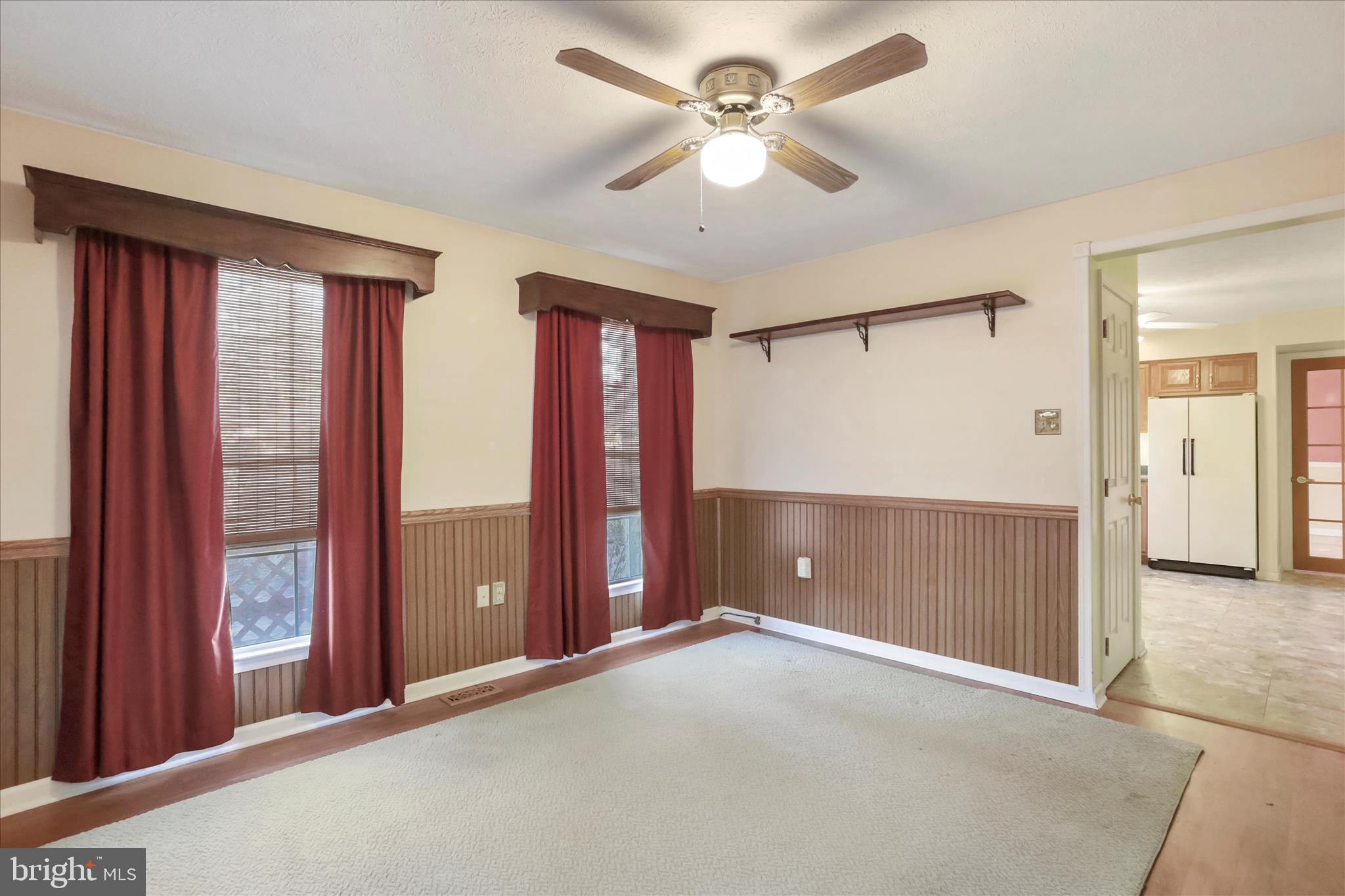 LAUREL RIDGE - Residential