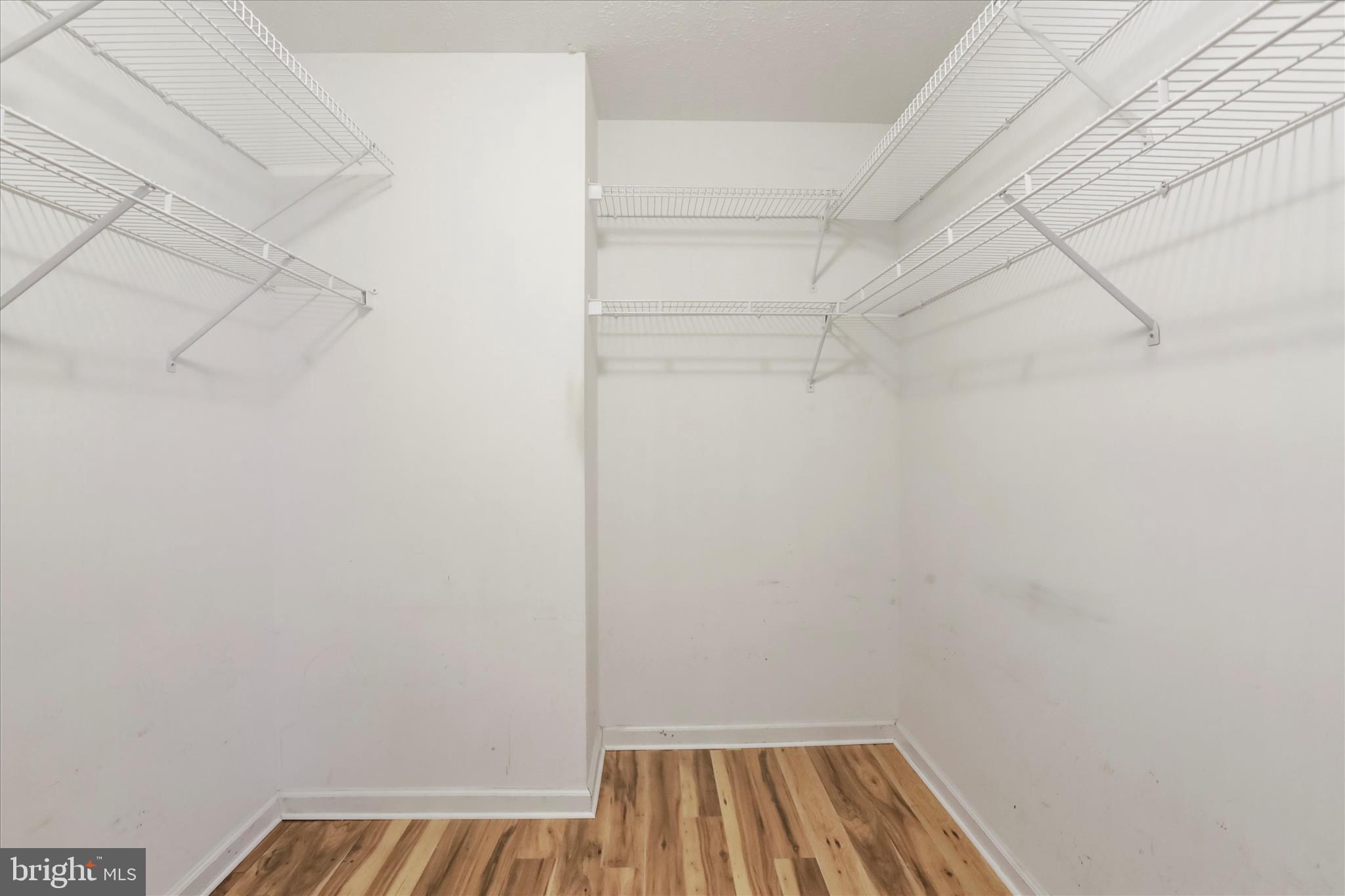 LAUREL RIDGE - Residential