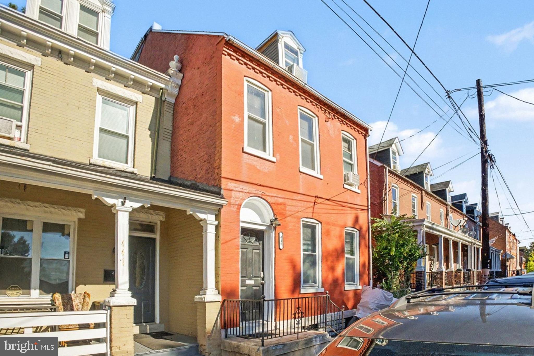 445 ST JOSEPH STREET