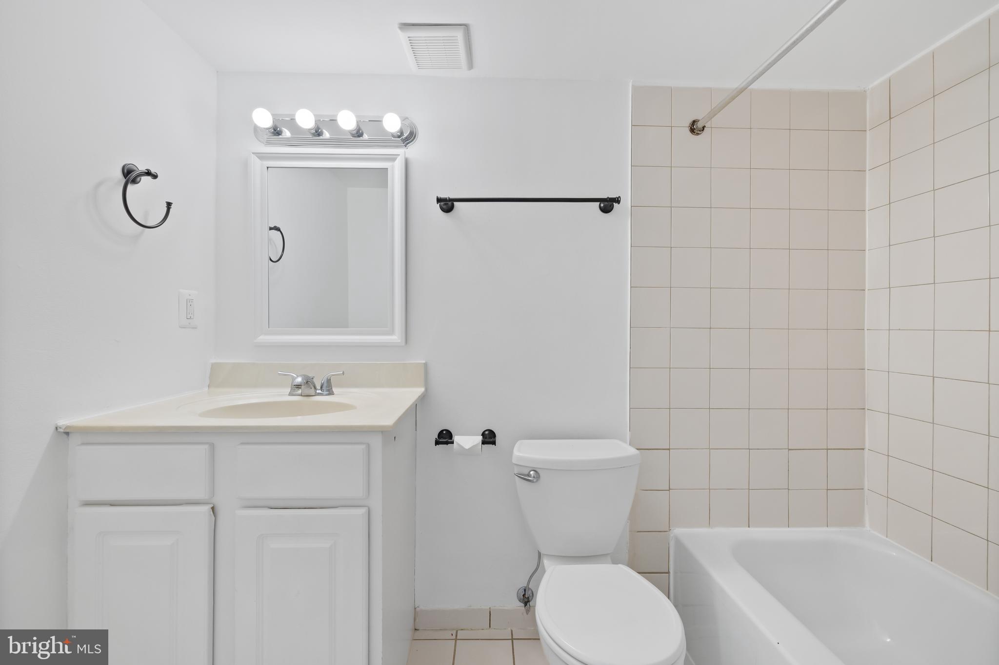 VILLA RIDGE SEC 3 CODM - Residential