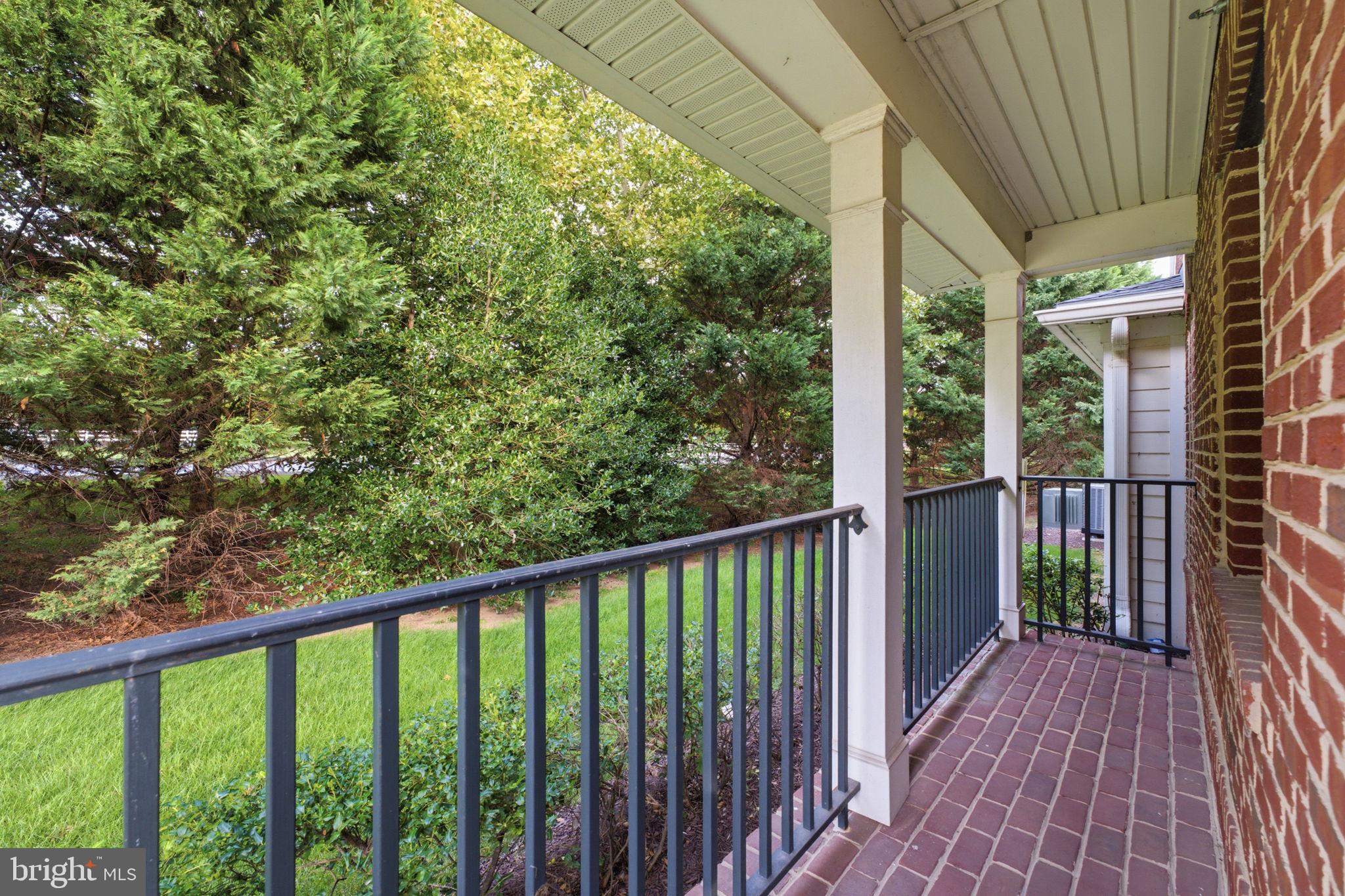 19201 WINMEADE DRIVE