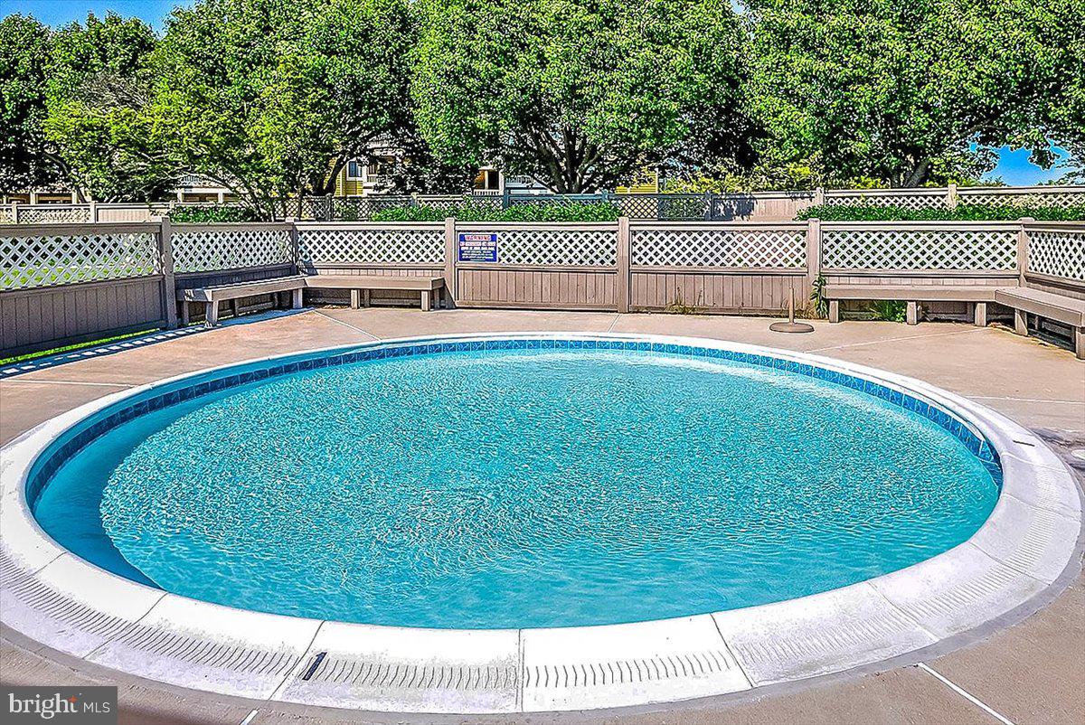 HERON HARBOUR - Residential