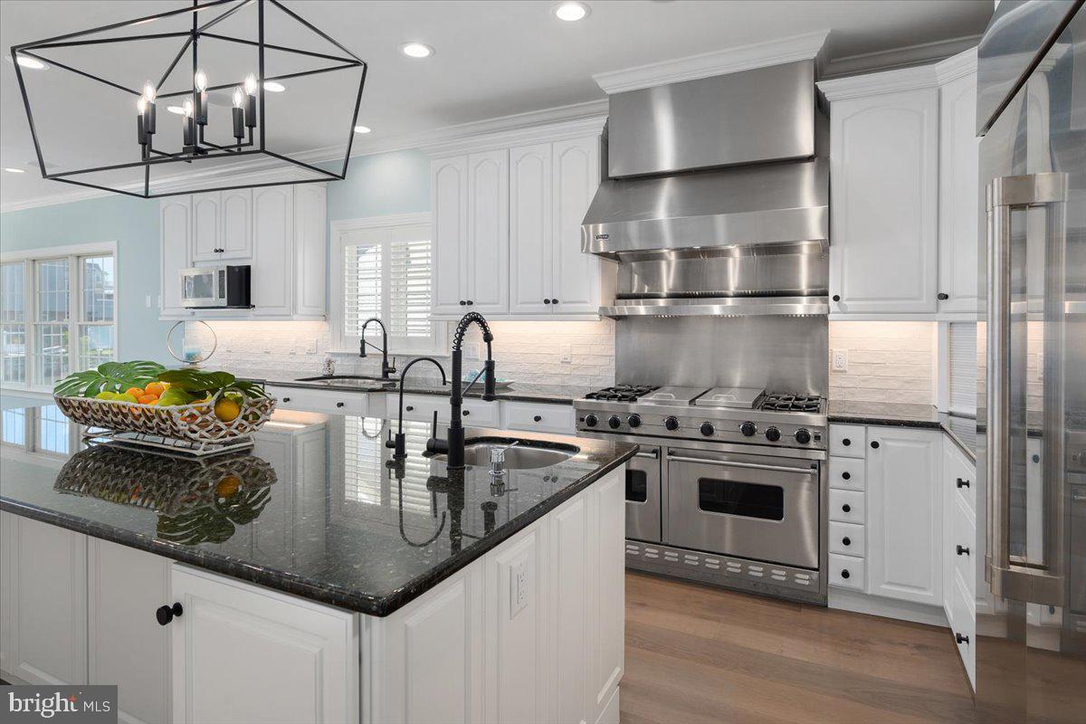 HERON HARBOUR - Residential