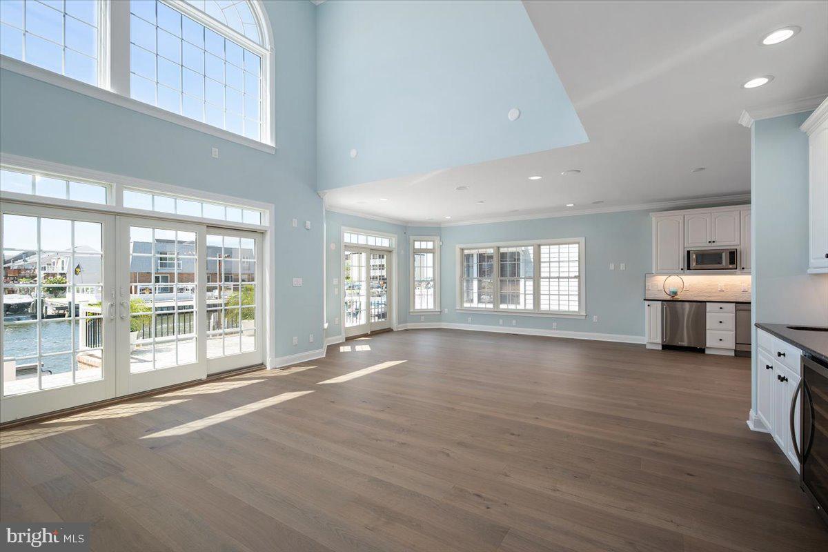 HERON HARBOUR - Residential