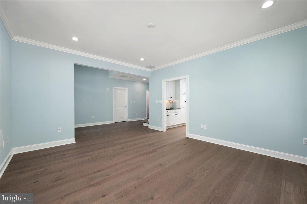 HERON HARBOUR - Residential