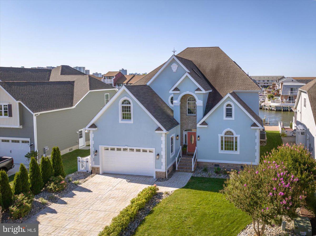 HERON HARBOUR - Residential