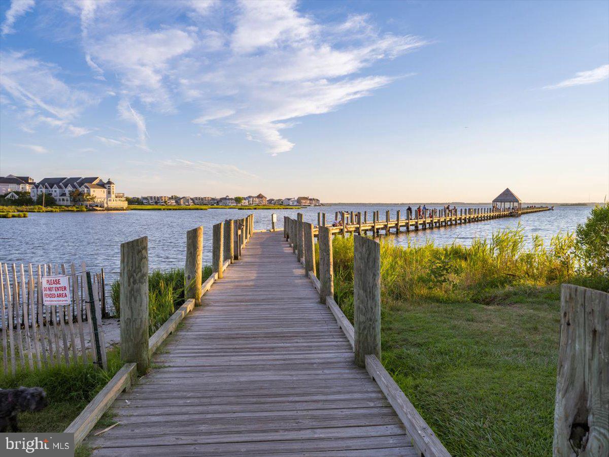 HERON HARBOUR - Residential