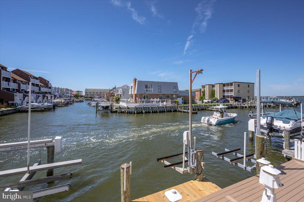 HERON HARBOUR - Residential