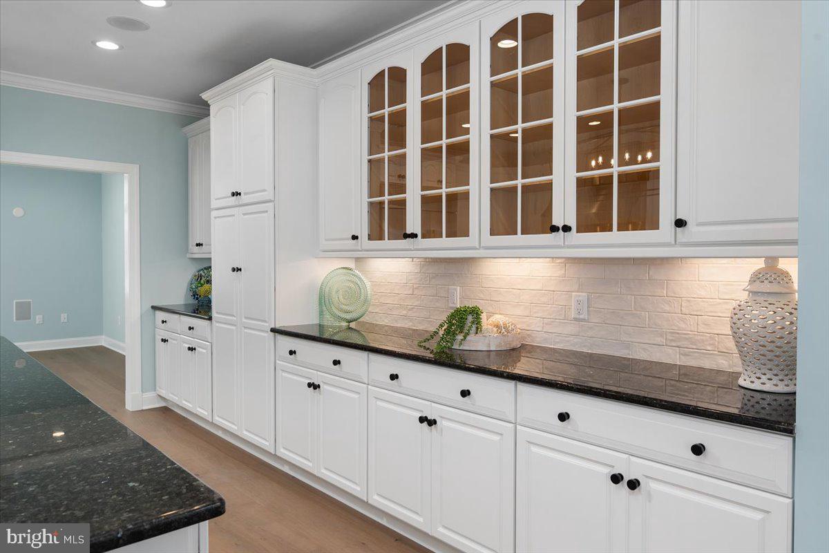 HERON HARBOUR - Residential