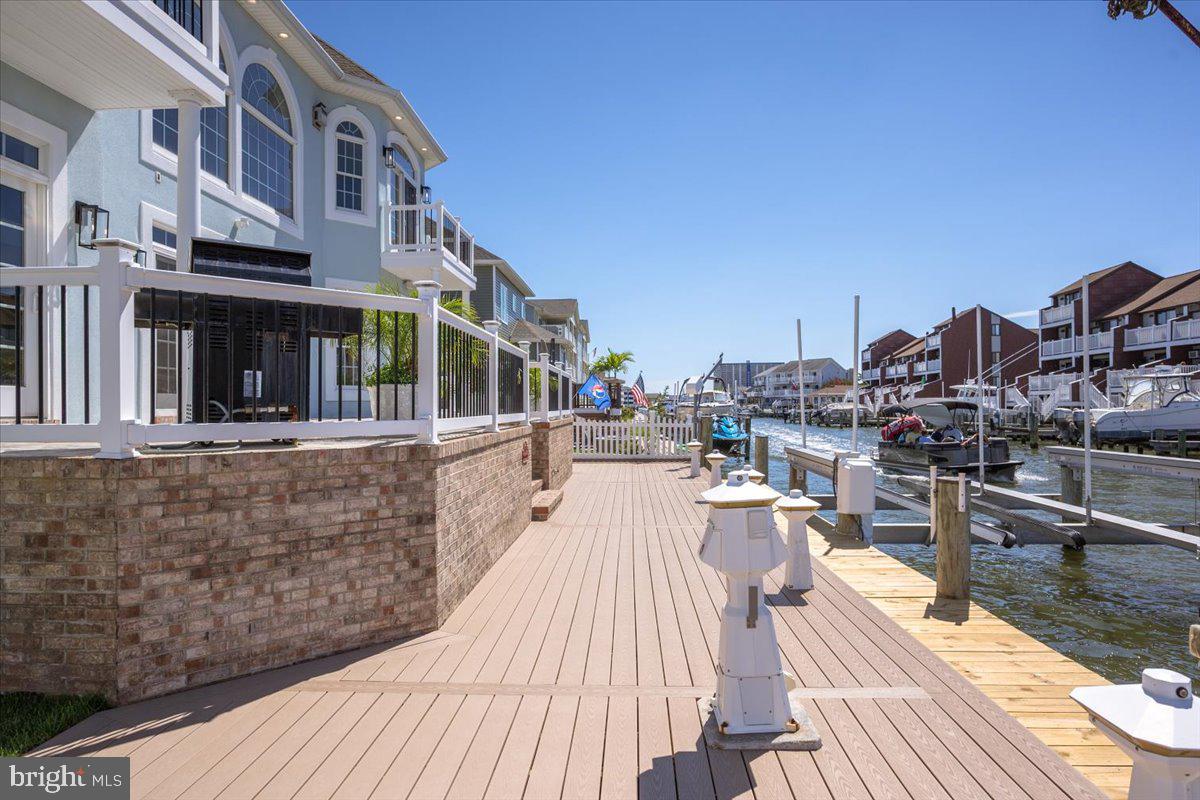 HERON HARBOUR - Residential