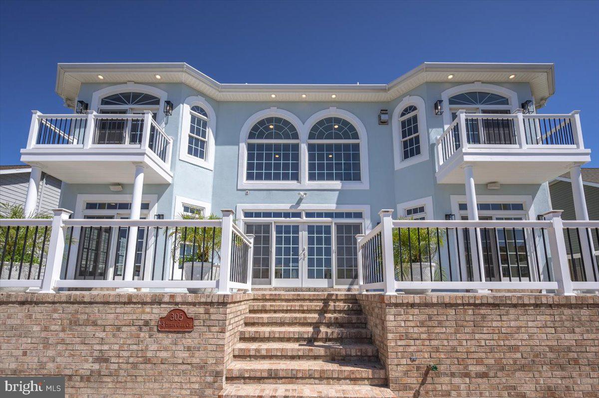 HERON HARBOUR - Residential