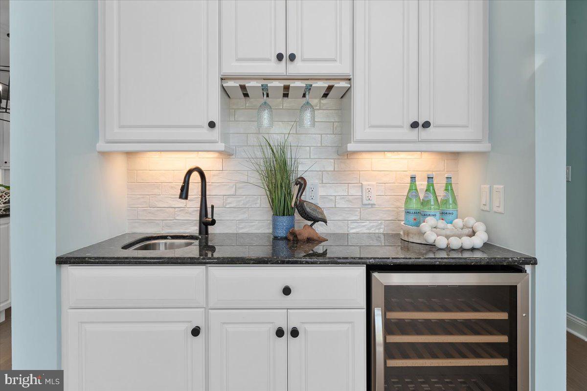 HERON HARBOUR - Residential