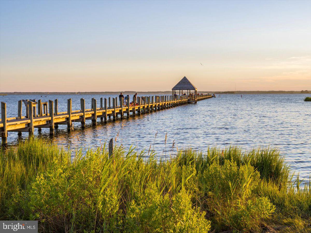 HERON HARBOUR - Residential