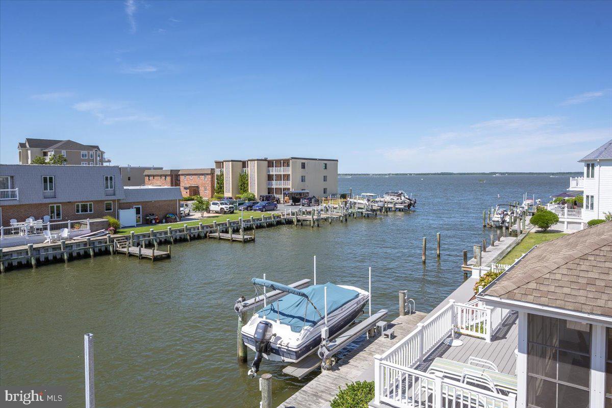 HERON HARBOUR - Residential