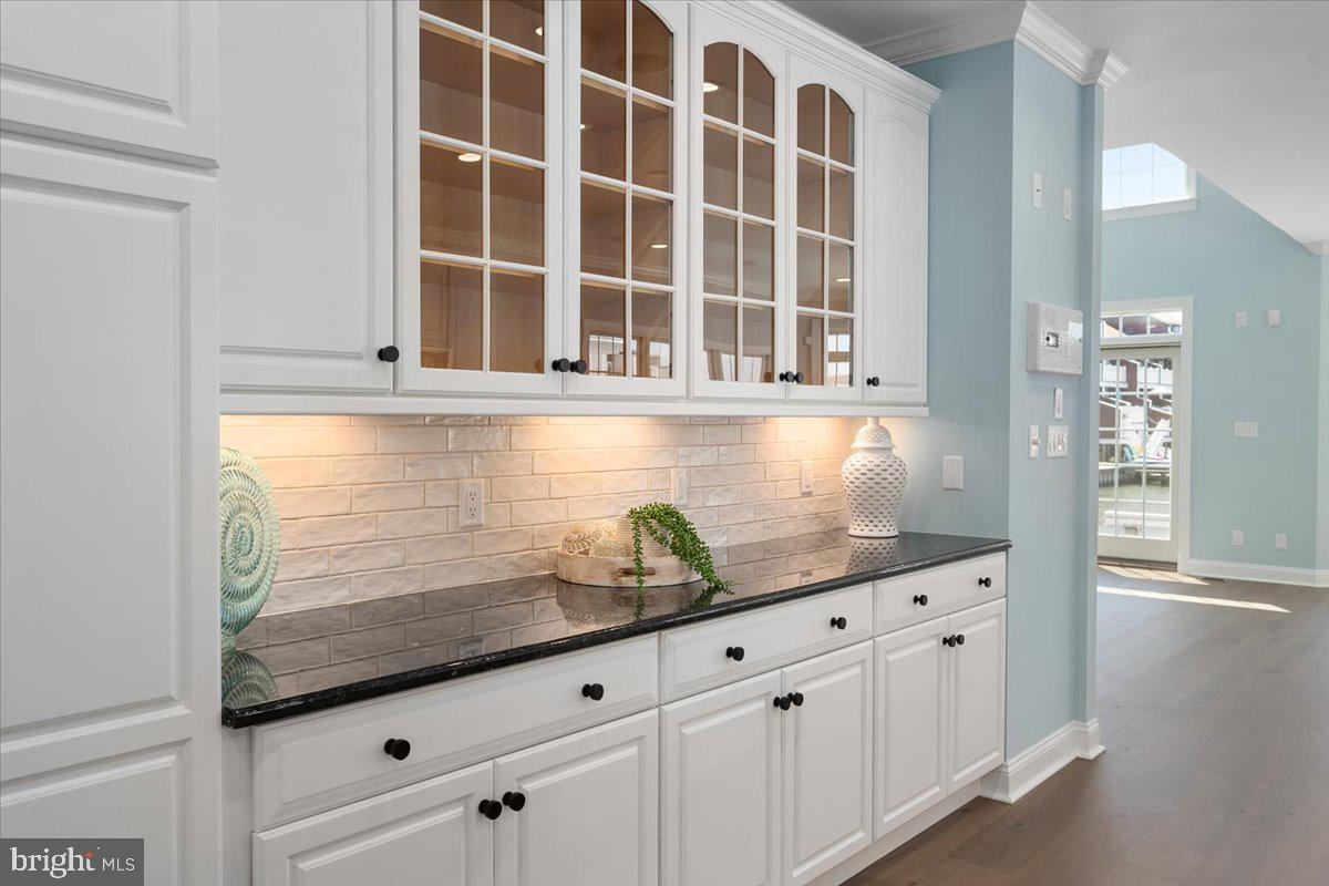 HERON HARBOUR - Residential