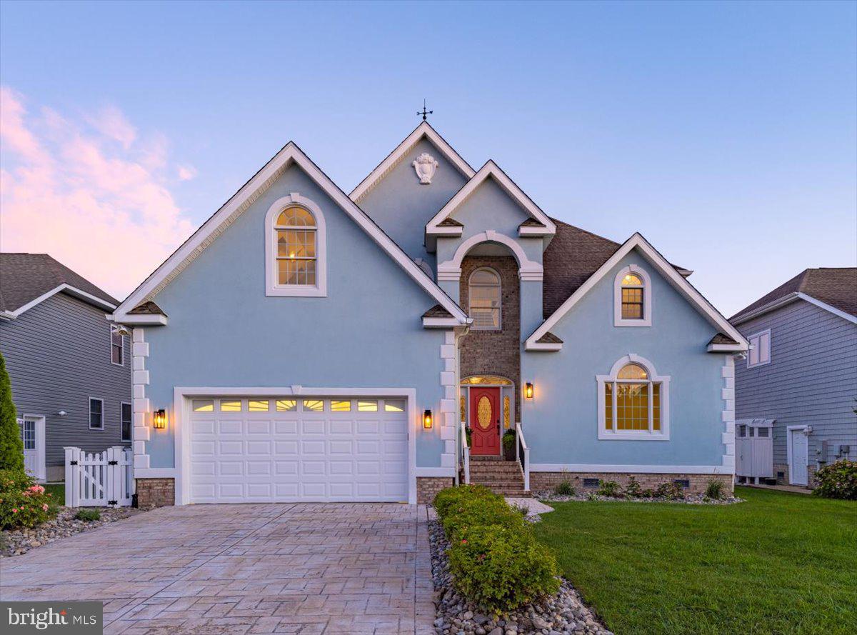 HERON HARBOUR - Residential