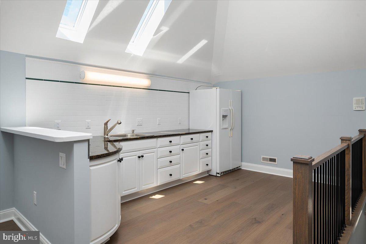 HERON HARBOUR - Residential