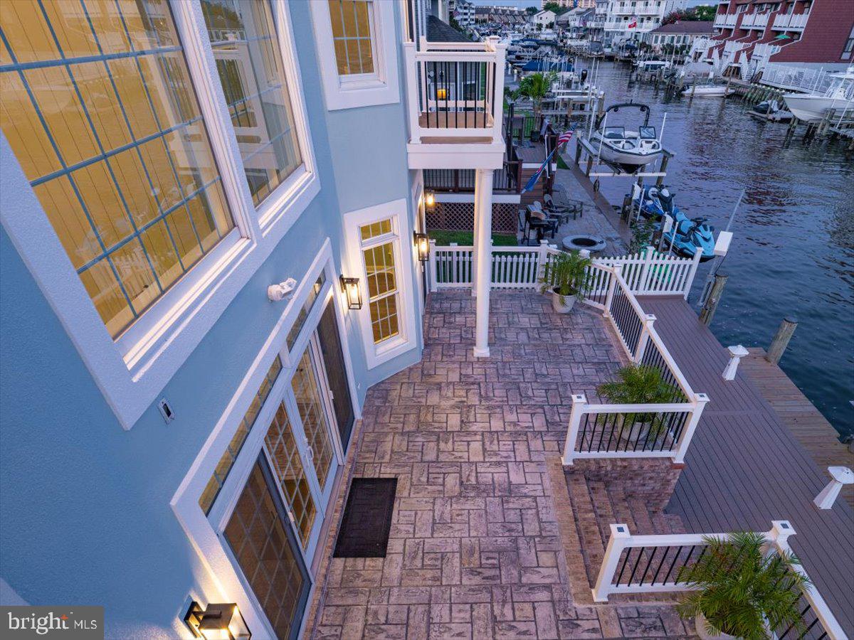 HERON HARBOUR - Residential