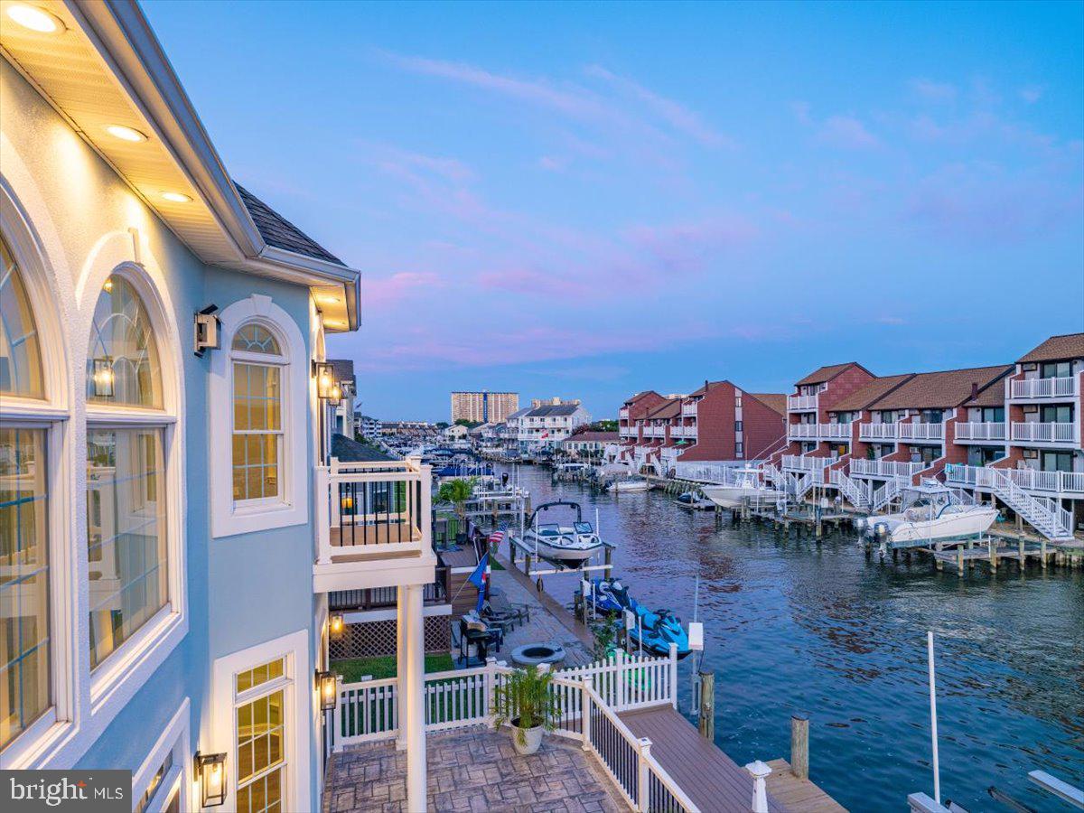 HERON HARBOUR - Residential