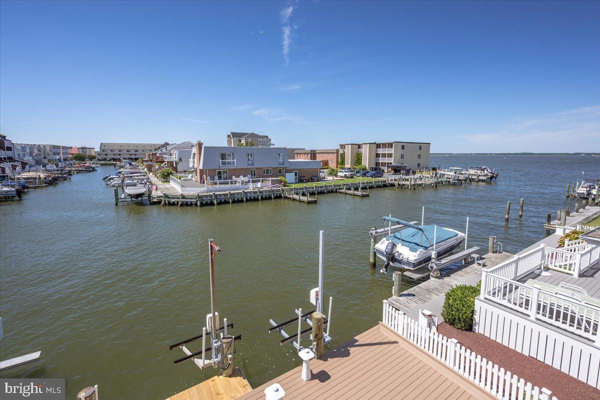 HERON HARBOUR - Residential