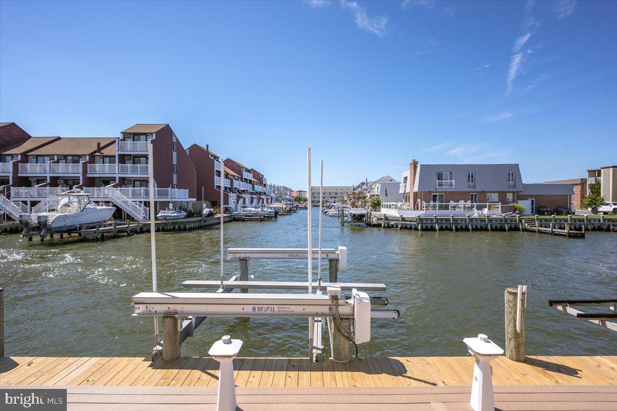 HERON HARBOUR - Residential