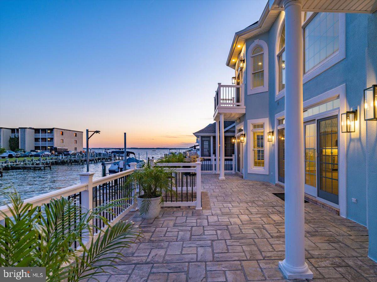 HERON HARBOUR - Residential