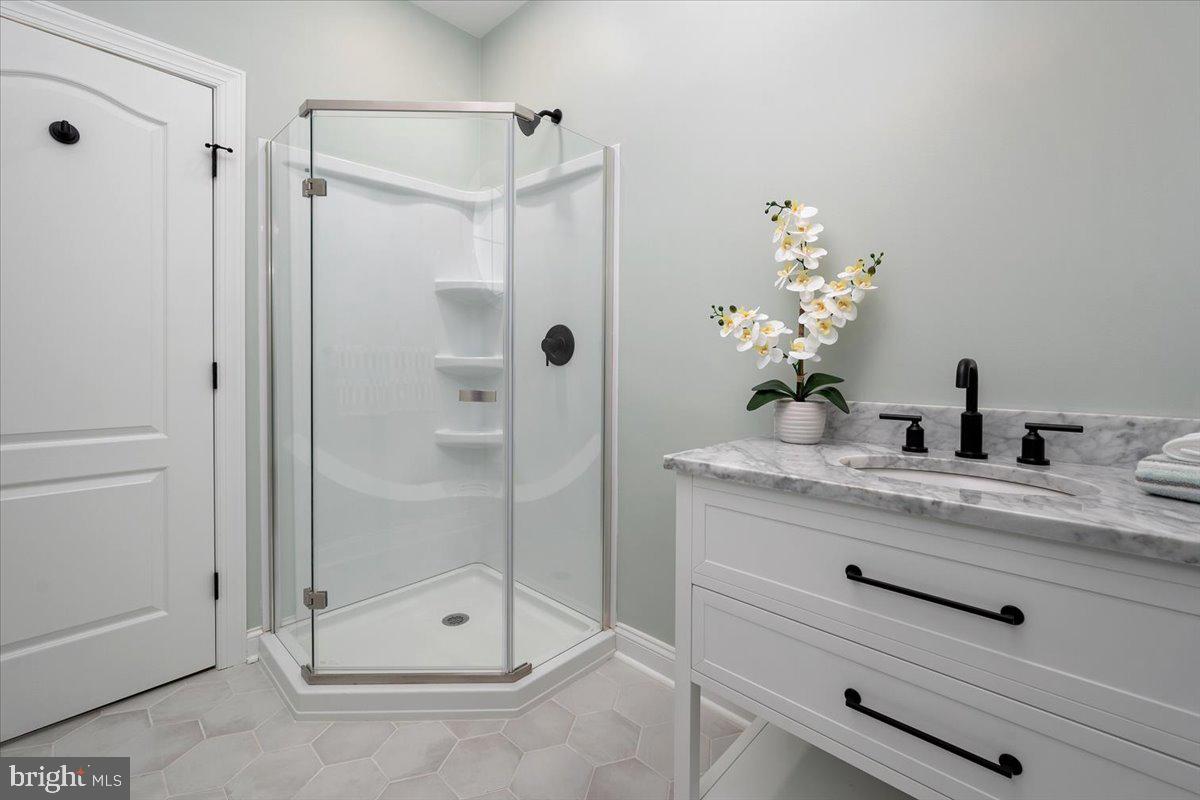 HERON HARBOUR - Residential