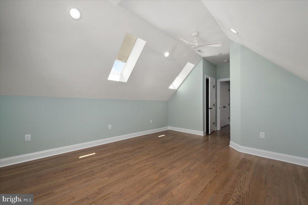 HERON HARBOUR - Residential