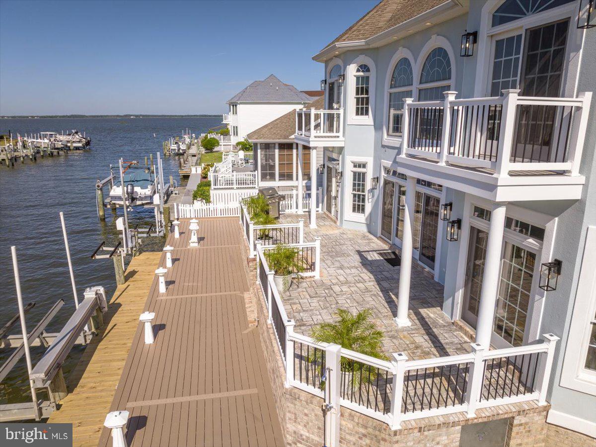 HERON HARBOUR - Residential