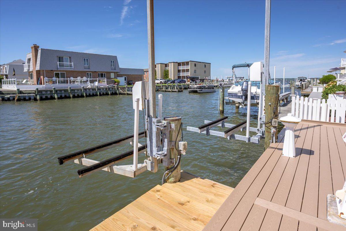 HERON HARBOUR - Residential