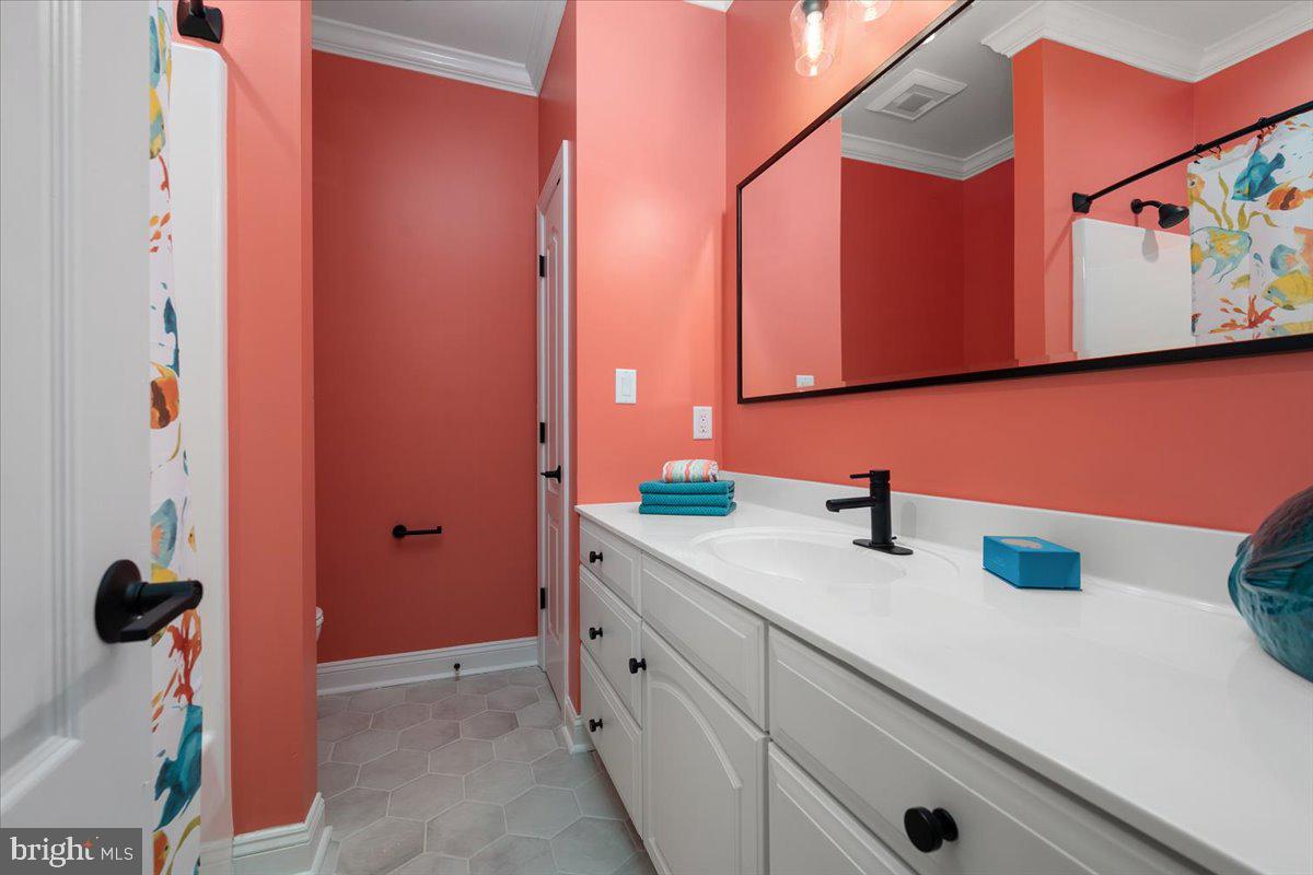 HERON HARBOUR - Residential