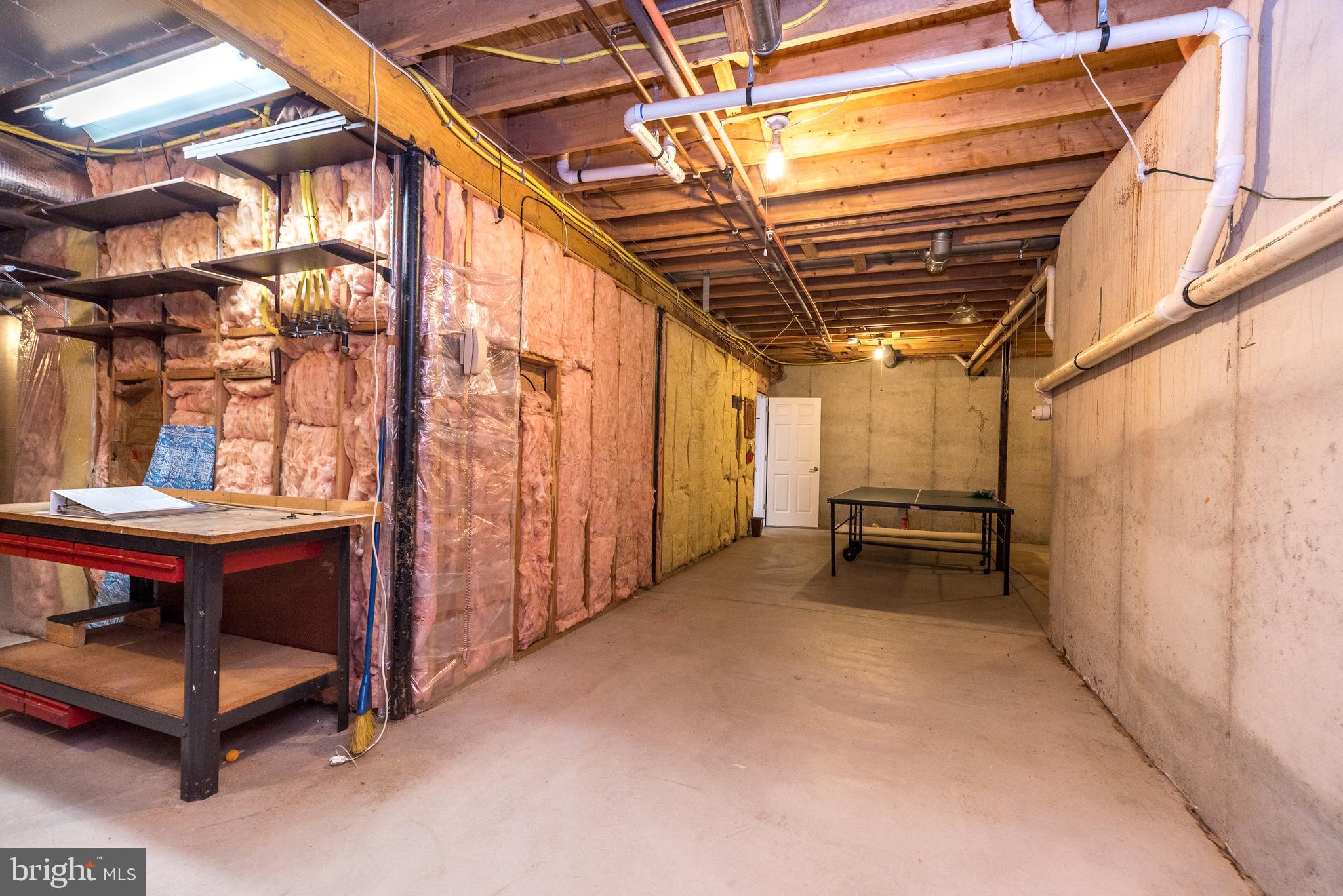 HERITAGE CR ESTS - Residential