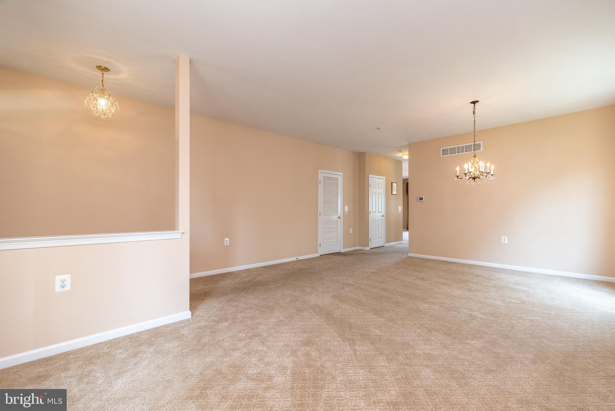 HERITAGE CR ESTS - Residential