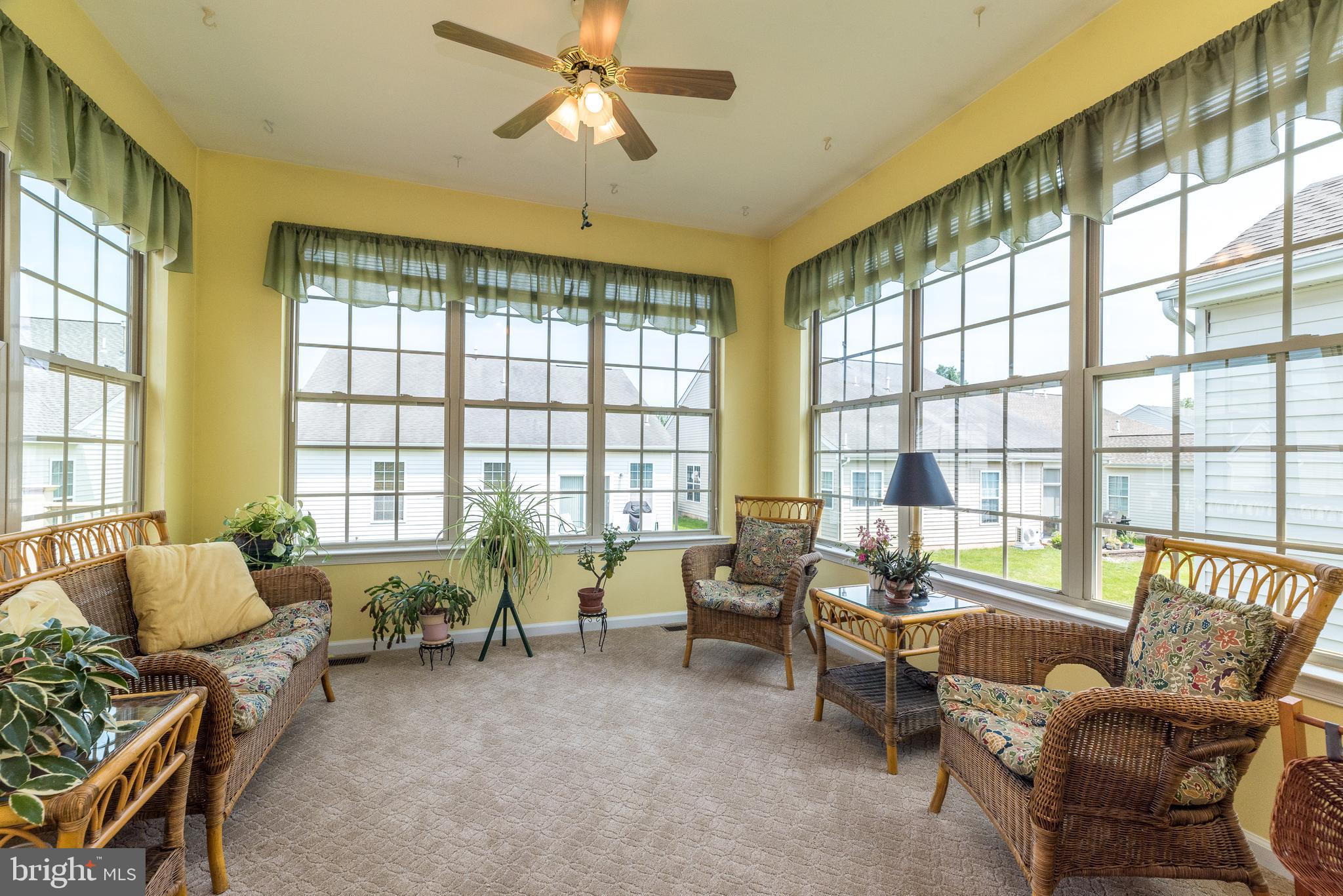 HERITAGE CR ESTS - Residential