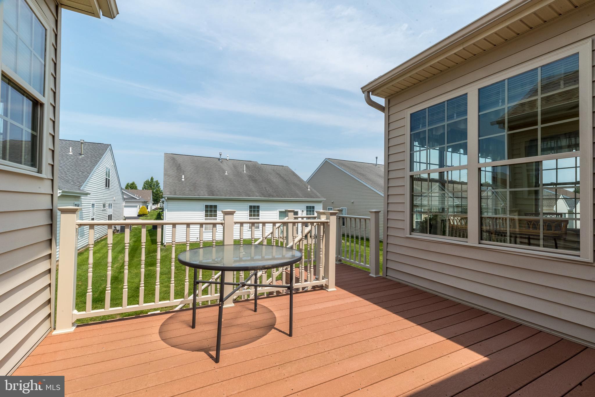 1042 CONWAY COURT