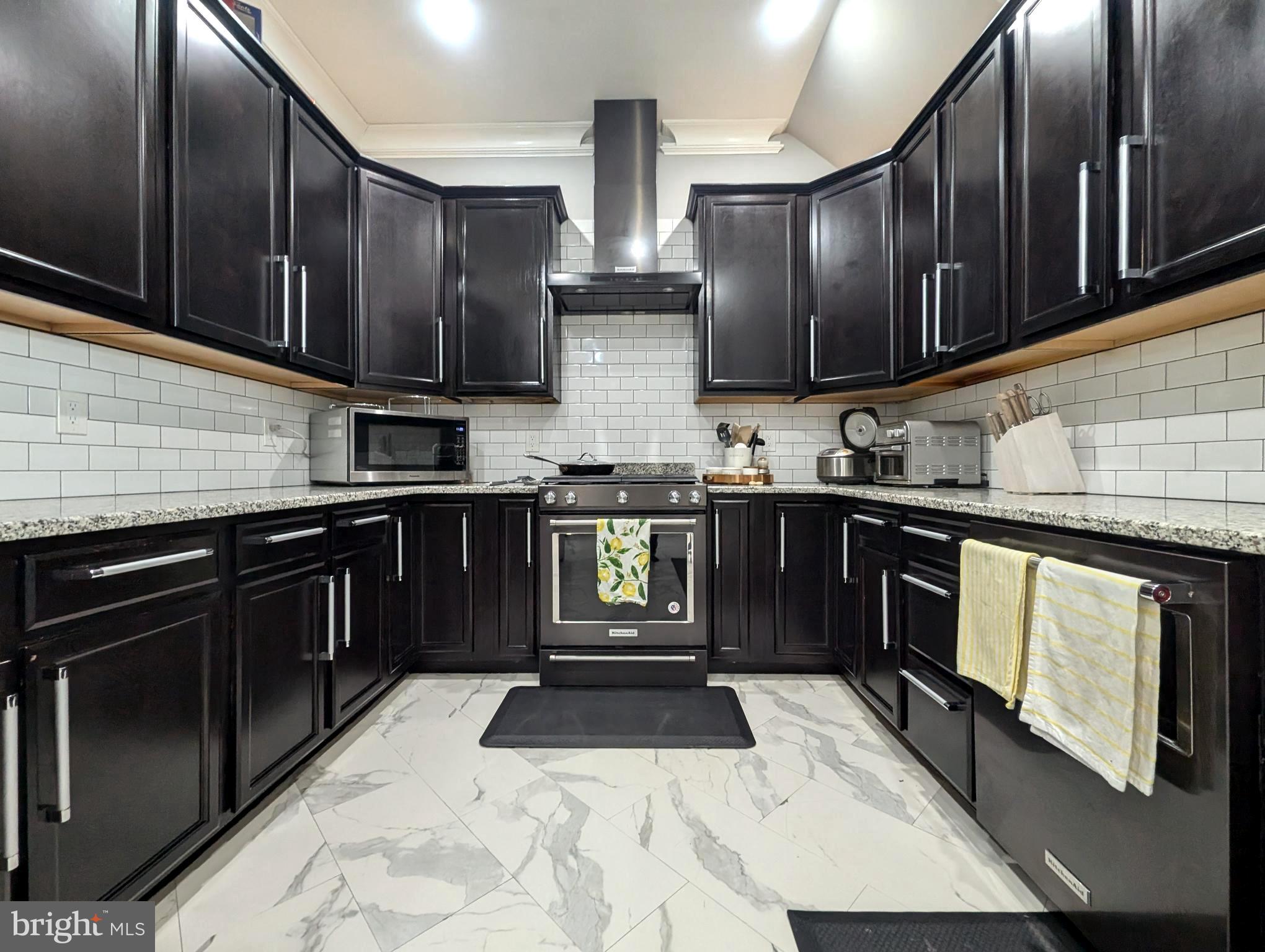 SIENA PLACE - Residential