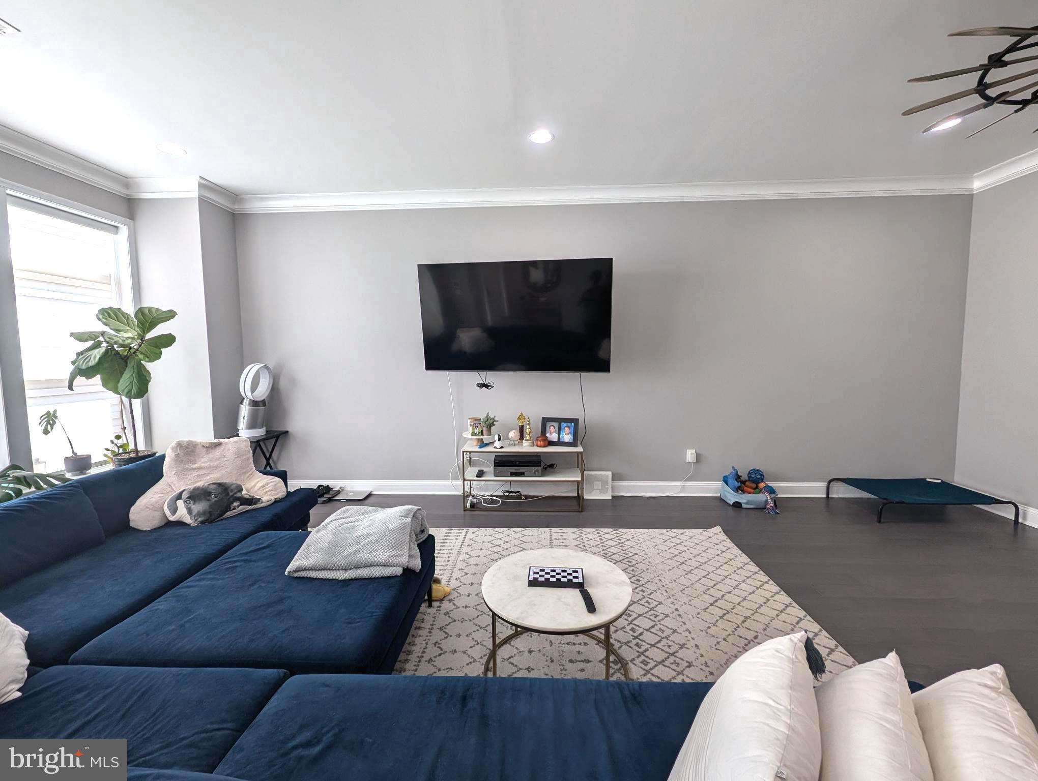 SIENA PLACE - Residential