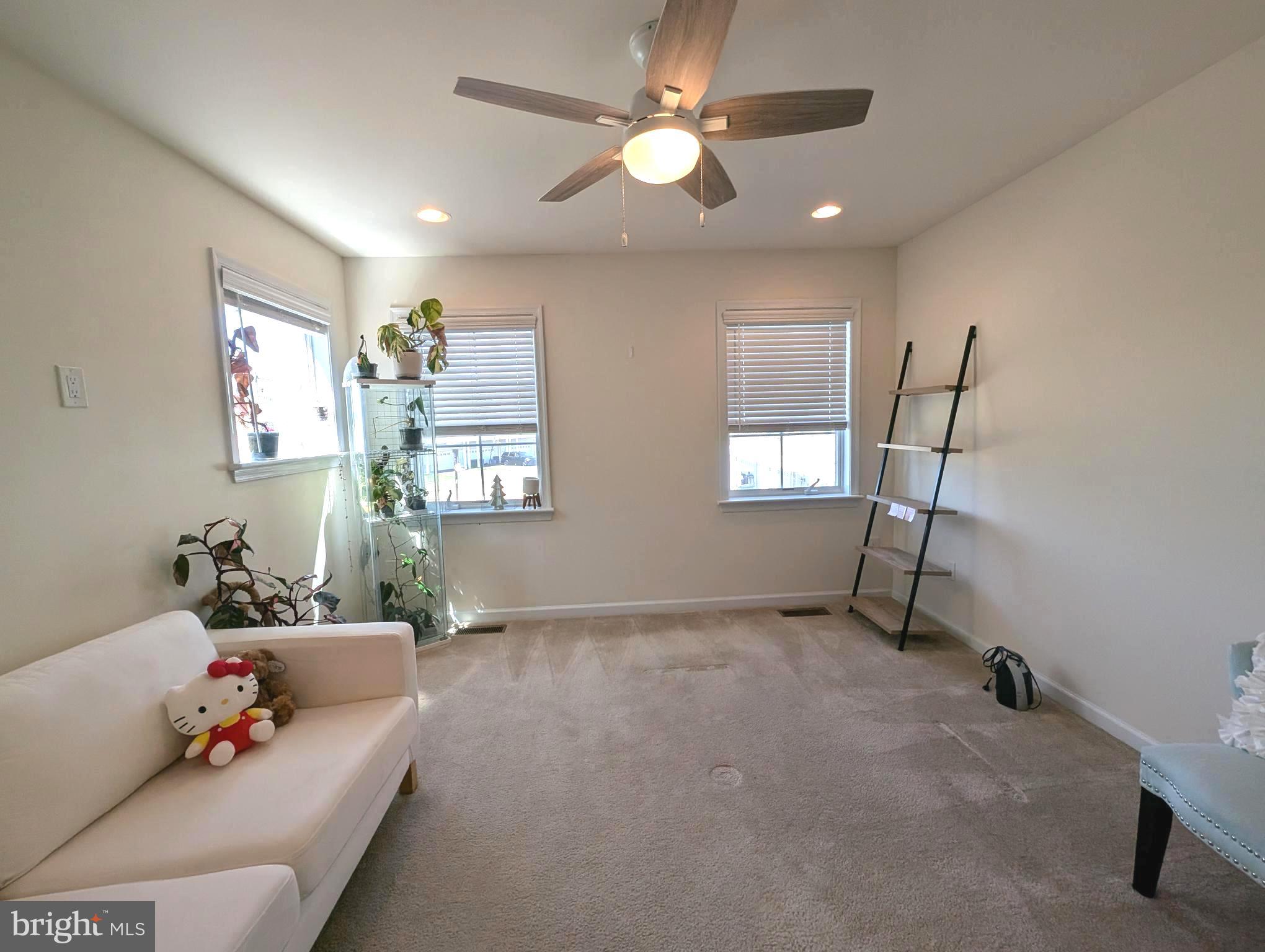 SIENA PLACE - Residential