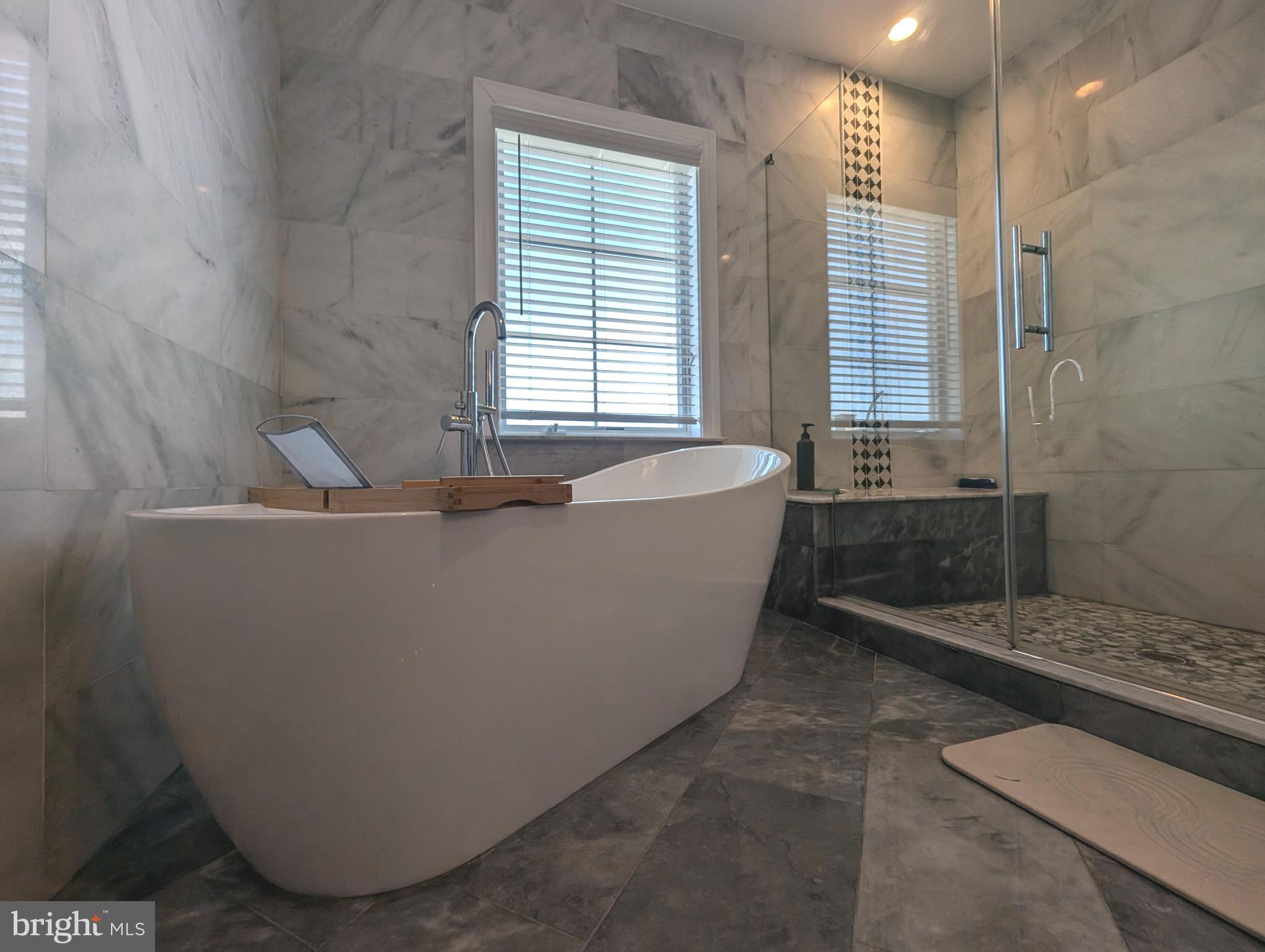 SIENA PLACE - Residential