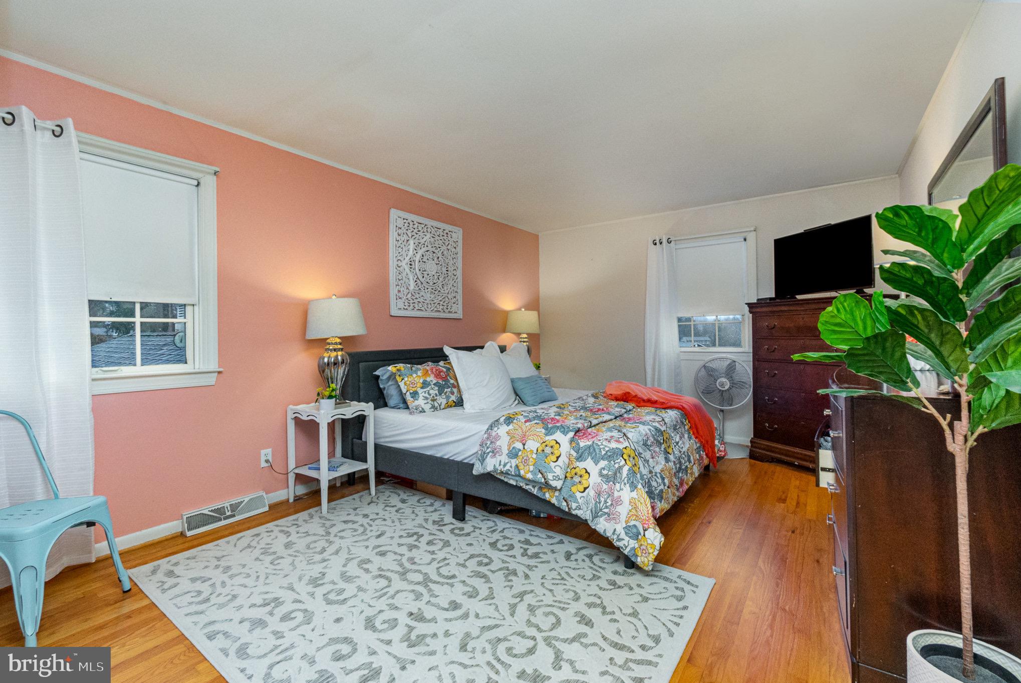 COOL SPRINGS - Residential