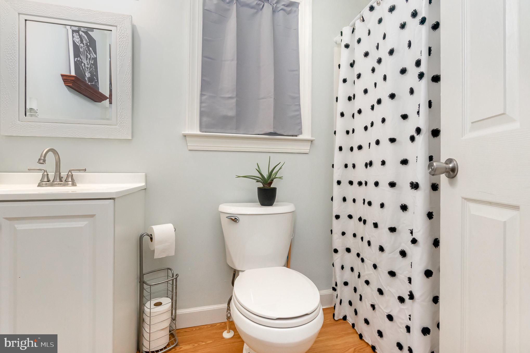 COOL SPRINGS - Residential