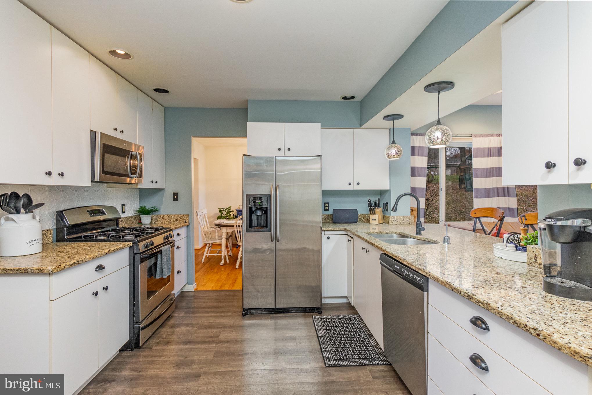 COOL SPRINGS - Residential