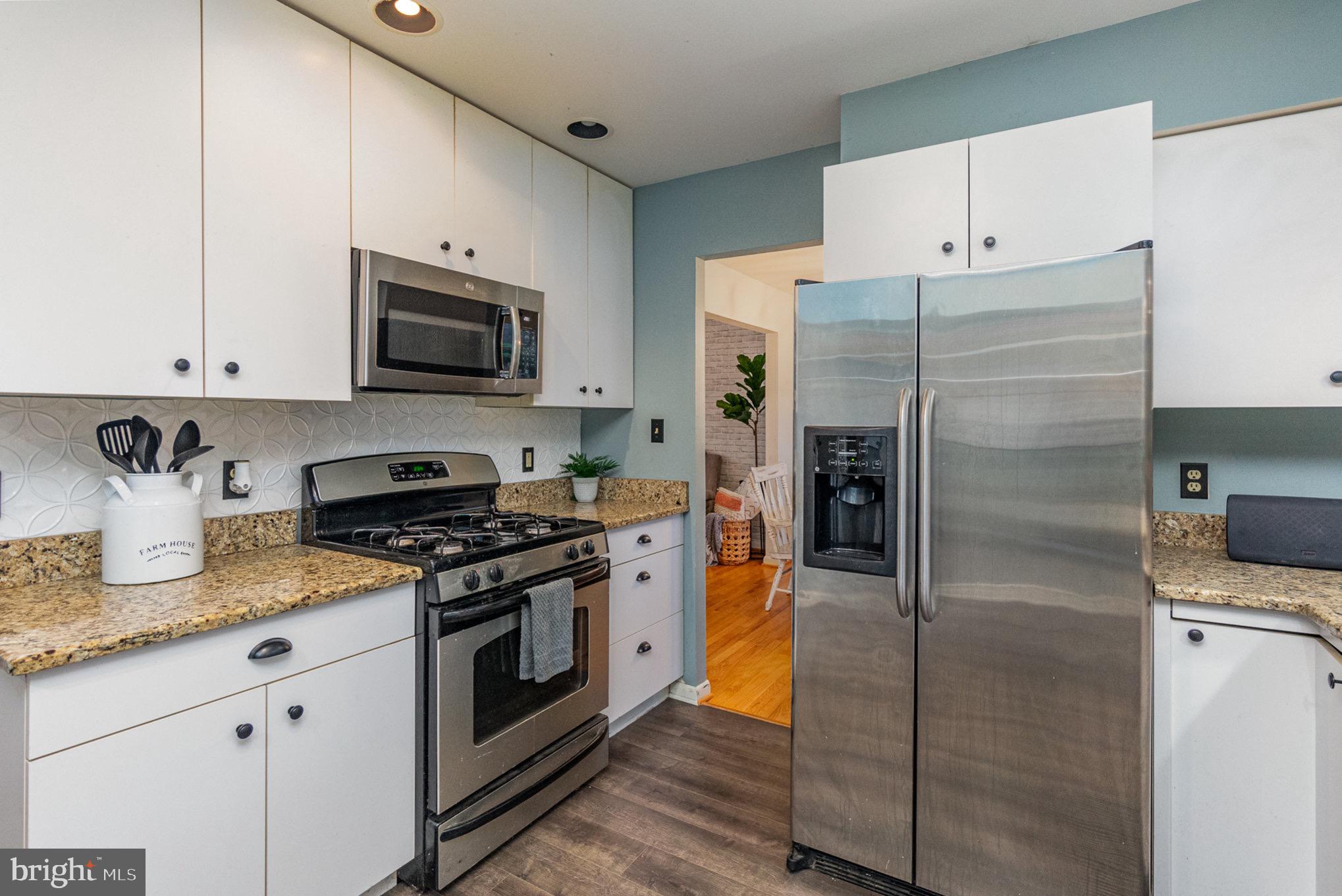 COOL SPRINGS - Residential