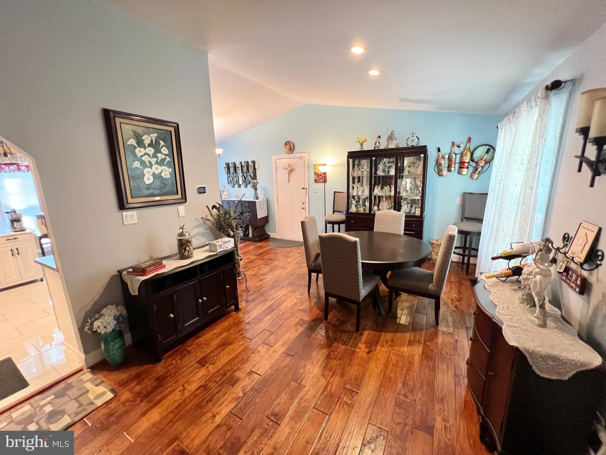 13501 KING CHARLES DRIVE