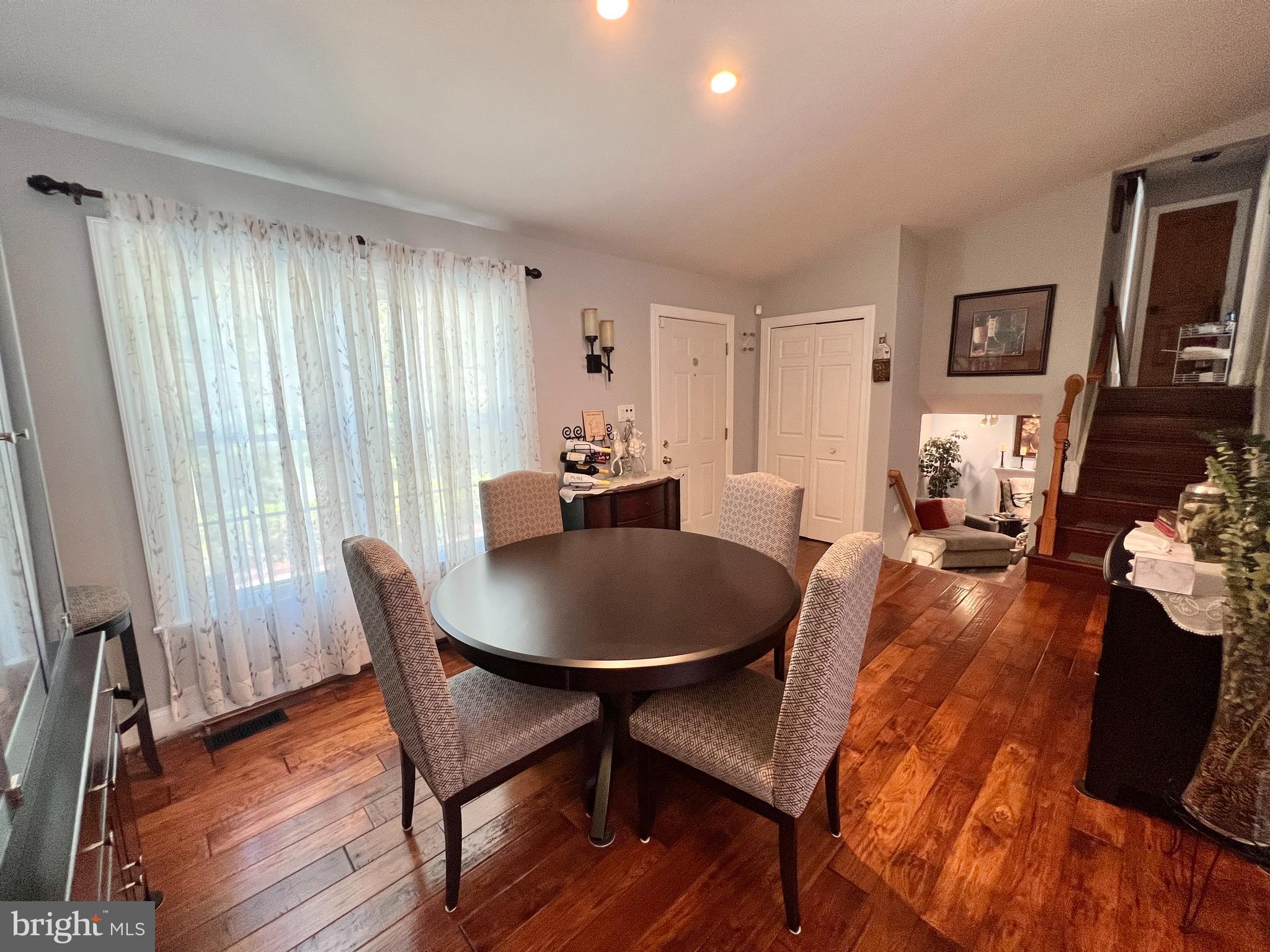 13501 KING CHARLES DRIVE